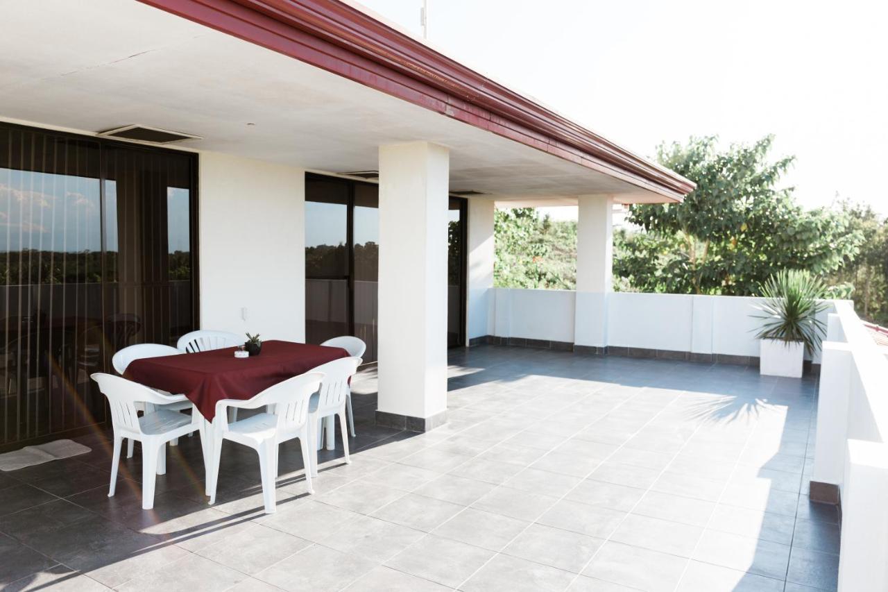 Seaview Hills Luxury Apartments & Rooms Dauis Exteriér fotografie
